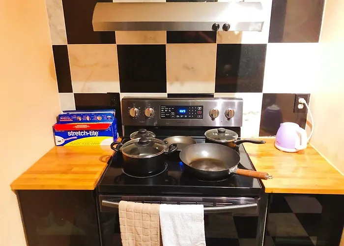2 Bedrooms Robinwood Condo